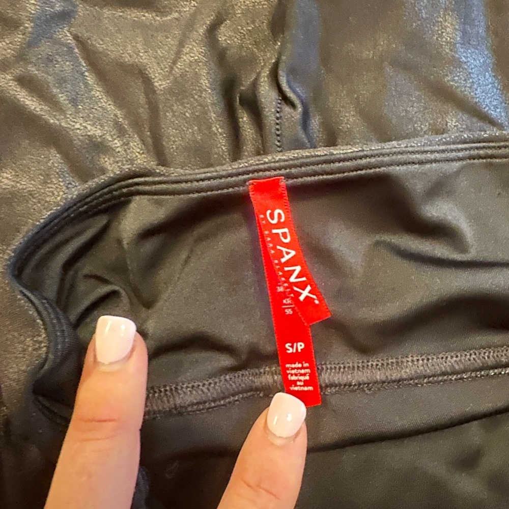 SPANX Stripe Faux Leather Leggings - Picture 2 of 3